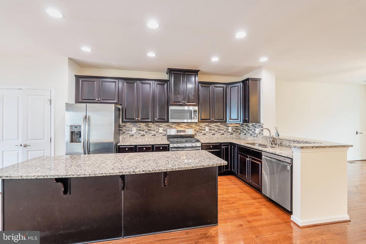 41686 MCMONAGLE SQ, ALDIE, Virginia 20105, 3 Bedrooms Bedrooms, ,2 BathroomsBathrooms,Residential,For sale,41686 MCMONAGLE SQ,VALO2097244 MLS # VALO2097244