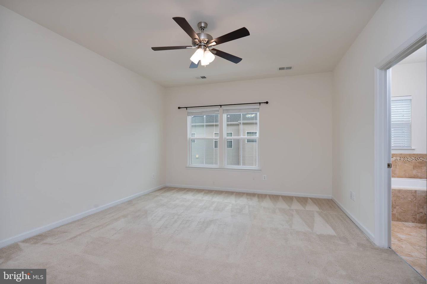 41686 MCMONAGLE SQ, ALDIE, Virginia 20105, 3 Bedrooms Bedrooms, ,2 BathroomsBathrooms,Residential,For sale,41686 MCMONAGLE SQ,VALO2097244 MLS # VALO2097244