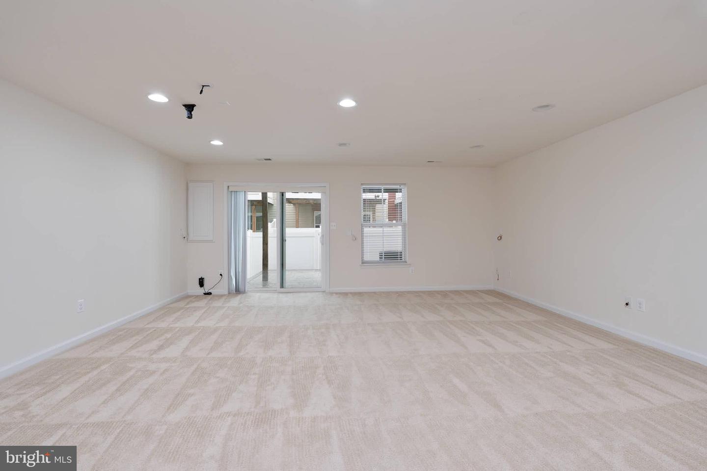 41686 MCMONAGLE SQ, ALDIE, Virginia 20105, 3 Bedrooms Bedrooms, ,2 BathroomsBathrooms,Residential,For sale,41686 MCMONAGLE SQ,VALO2097244 MLS # VALO2097244