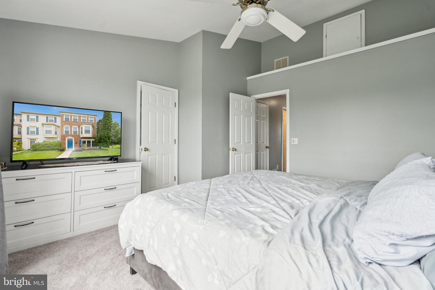 43261 CHOKEBERRY SQ, ASHBURN, Virginia 20147, 4 Bedrooms Bedrooms, ,3 BathroomsBathrooms,Residential,For sale,43261 CHOKEBERRY SQ,VALO2097280 MLS # VALO2097280