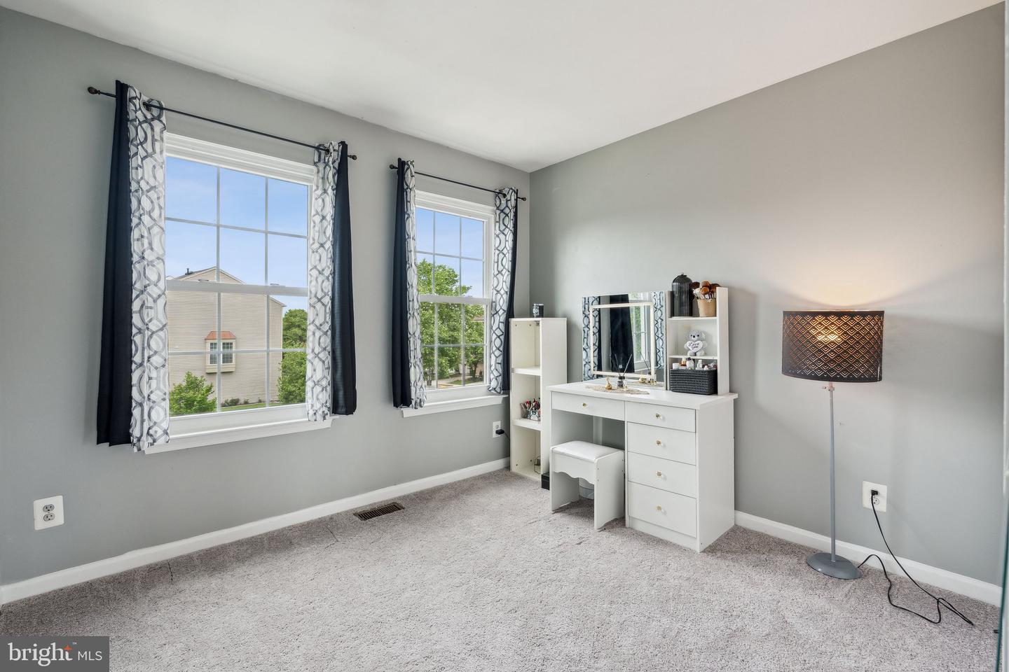 43261 CHOKEBERRY SQ, ASHBURN, Virginia 20147, 4 Bedrooms Bedrooms, ,3 BathroomsBathrooms,Residential,For sale,43261 CHOKEBERRY SQ,VALO2097280 MLS # VALO2097280