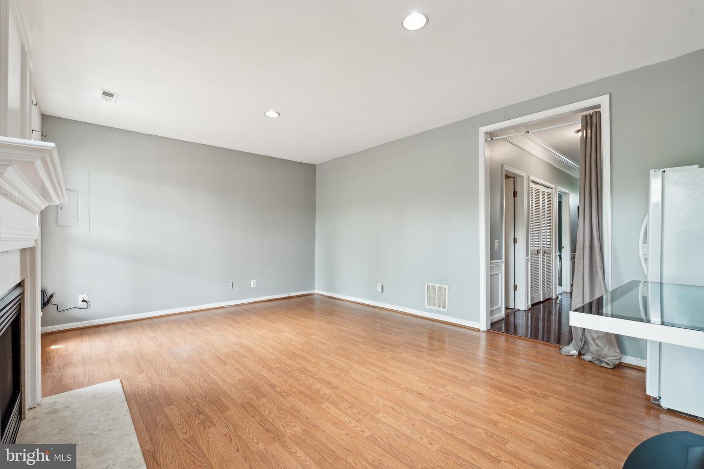 43261 CHOKEBERRY SQ, ASHBURN, Virginia 20147, 4 Bedrooms Bedrooms, ,3 BathroomsBathrooms,Residential,For sale,43261 CHOKEBERRY SQ,VALO2097280 MLS # VALO2097280