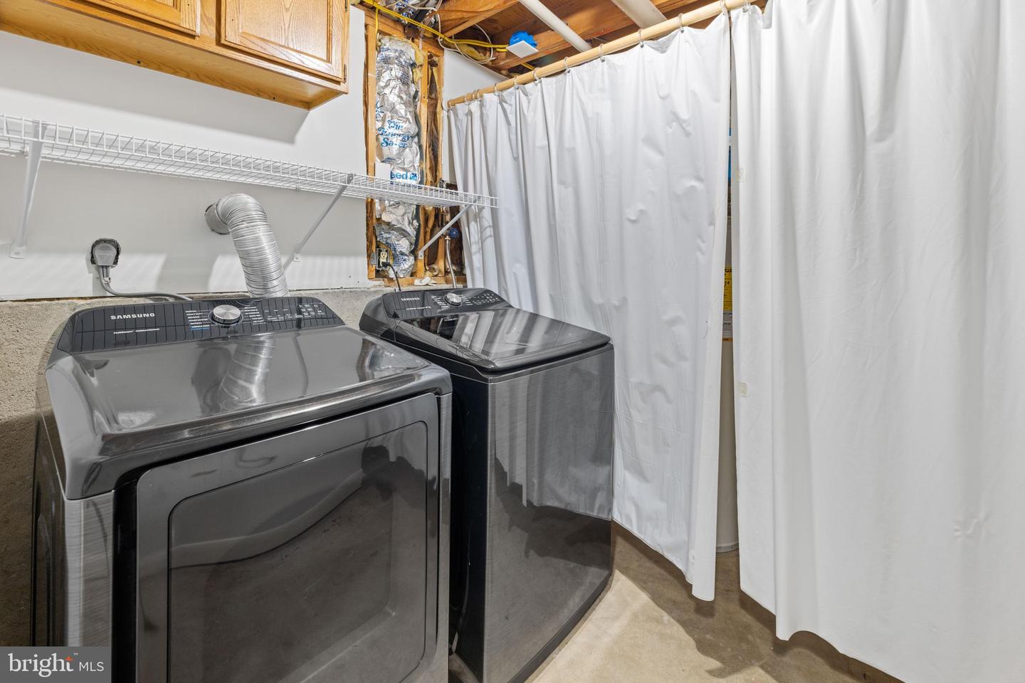 9761 TURNBUCKLE DR, BURKE, Virginia 22015, 3 Bedrooms Bedrooms, ,2 BathroomsBathrooms,Residential,For sale,9761 TURNBUCKLE DR,VAFX2242158 MLS # VAFX2242158