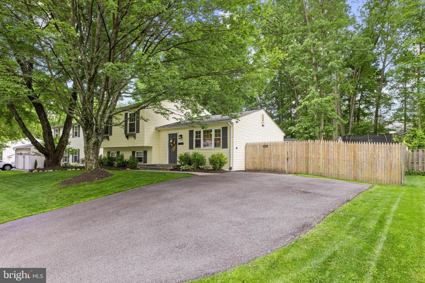 9761 TURNBUCKLE DR, BURKE, Virginia 22015, 3 Bedrooms Bedrooms, ,2 BathroomsBathrooms,Residential,For sale,9761 TURNBUCKLE DR,VAFX2242158 MLS # VAFX2242158