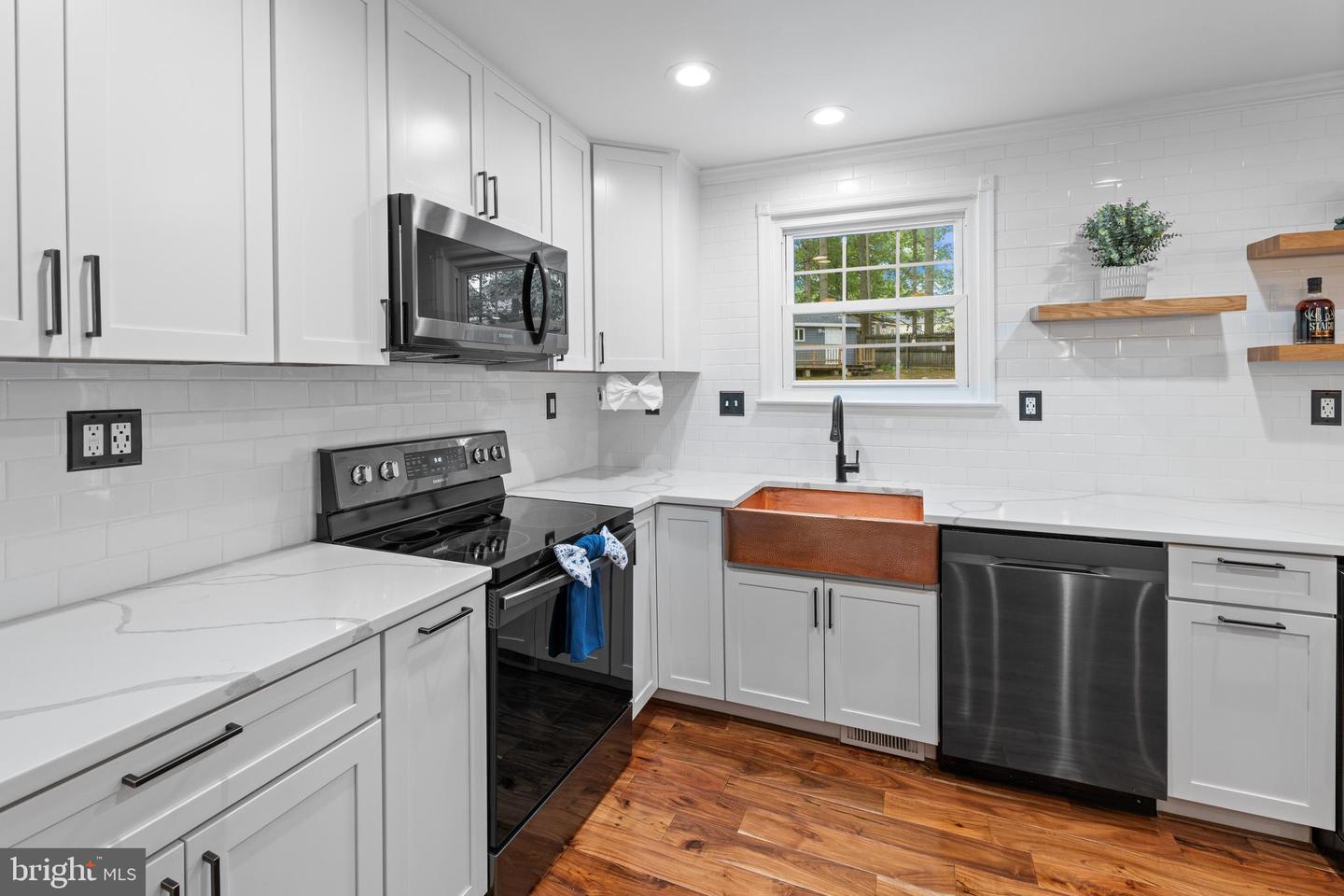 9761 TURNBUCKLE DR, BURKE, Virginia 22015, 3 Bedrooms Bedrooms, ,2 BathroomsBathrooms,Residential,For sale,9761 TURNBUCKLE DR,VAFX2242158 MLS # VAFX2242158