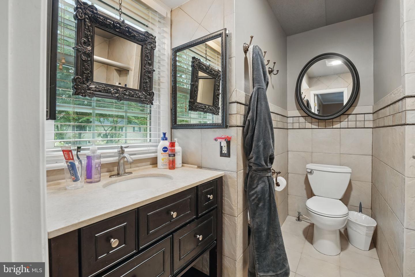 16211 SUNNY KNOLL DR, DUMFRIES, Virginia 22025, 4 Bedrooms Bedrooms, ,2 BathroomsBathrooms,Residential,For sale,16211 SUNNY KNOLL DR,VAPW2095194 MLS # VAPW2095194