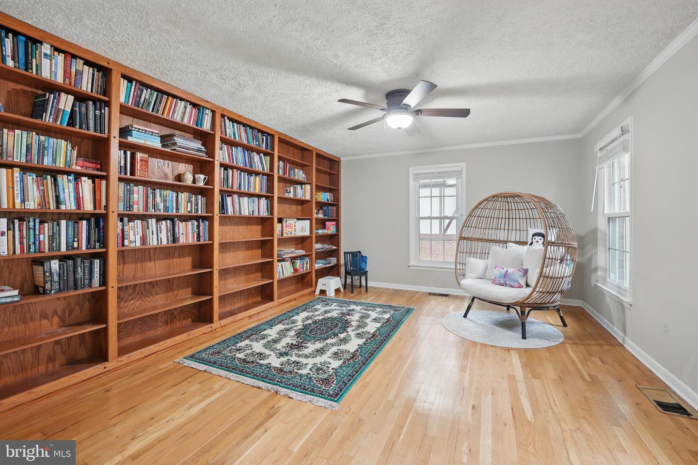 16211 SUNNY KNOLL DR, DUMFRIES, Virginia 22025, 4 Bedrooms Bedrooms, ,2 BathroomsBathrooms,Residential,For sale,16211 SUNNY KNOLL DR,VAPW2095194 MLS # VAPW2095194