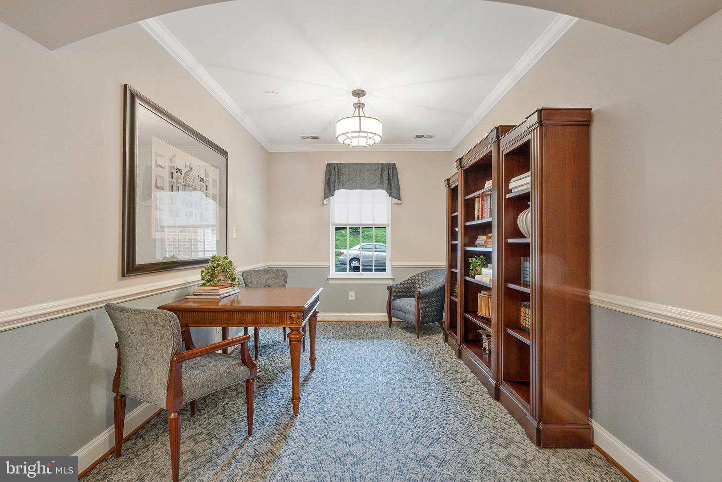 20745 ROYAL PALACE SQ #102, STERLING, Virginia 20165, 2 Bedrooms Bedrooms, ,2 BathroomsBathrooms,Residential,For sale,20745 ROYAL PALACE SQ #102,VALO2097370 MLS # VALO2097370