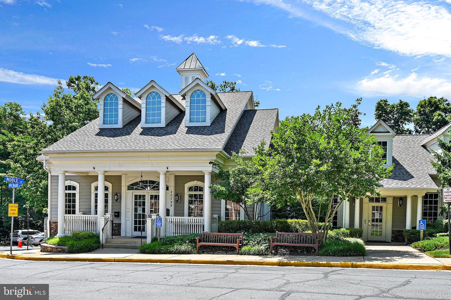 20745 ROYAL PALACE SQ #102, STERLING, Virginia 20165, 2 Bedrooms Bedrooms, ,2 BathroomsBathrooms,Residential,For sale,20745 ROYAL PALACE SQ #102,VALO2097370 MLS # VALO2097370