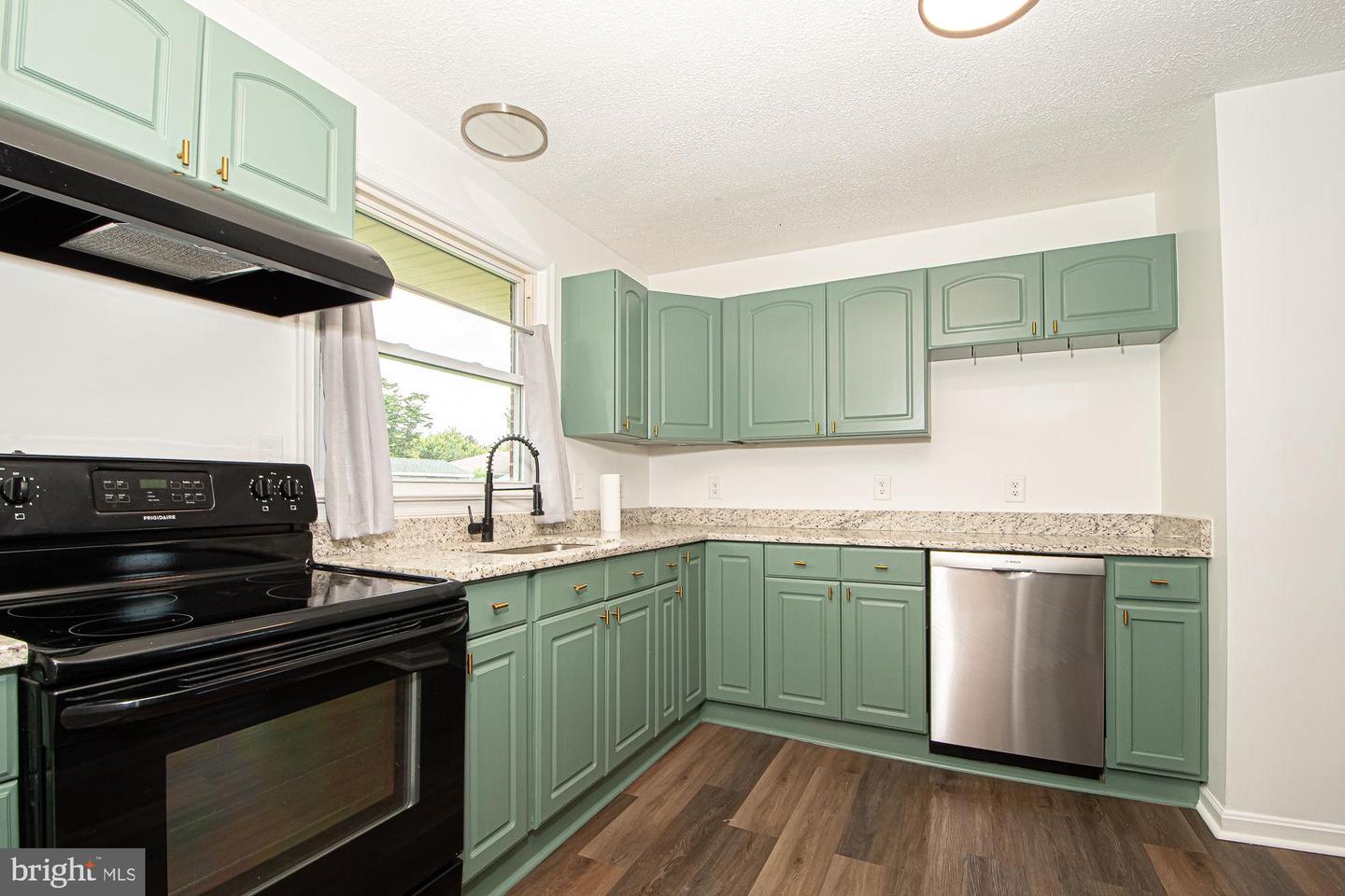 126 CLYMER AVE, FRONT ROYAL, Virginia 22630, 3 Bedrooms Bedrooms, ,1 BathroomBathrooms,Residential,For sale,126 CLYMER AVE,VAWR2011224 MLS # VAWR2011224