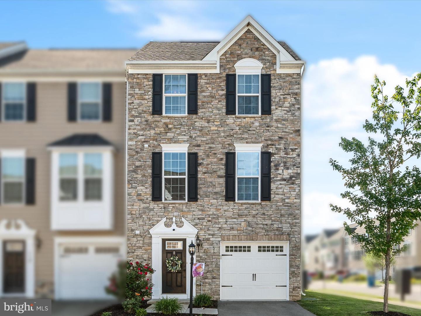110 FRITILLARY CT, LAKE FREDERICK, Virginia 22630, 3 Bedrooms Bedrooms, ,2 BathroomsBathrooms,Residential,For sale,110 FRITILLARY CT,VAFV2034336 MLS # VAFV2034336
