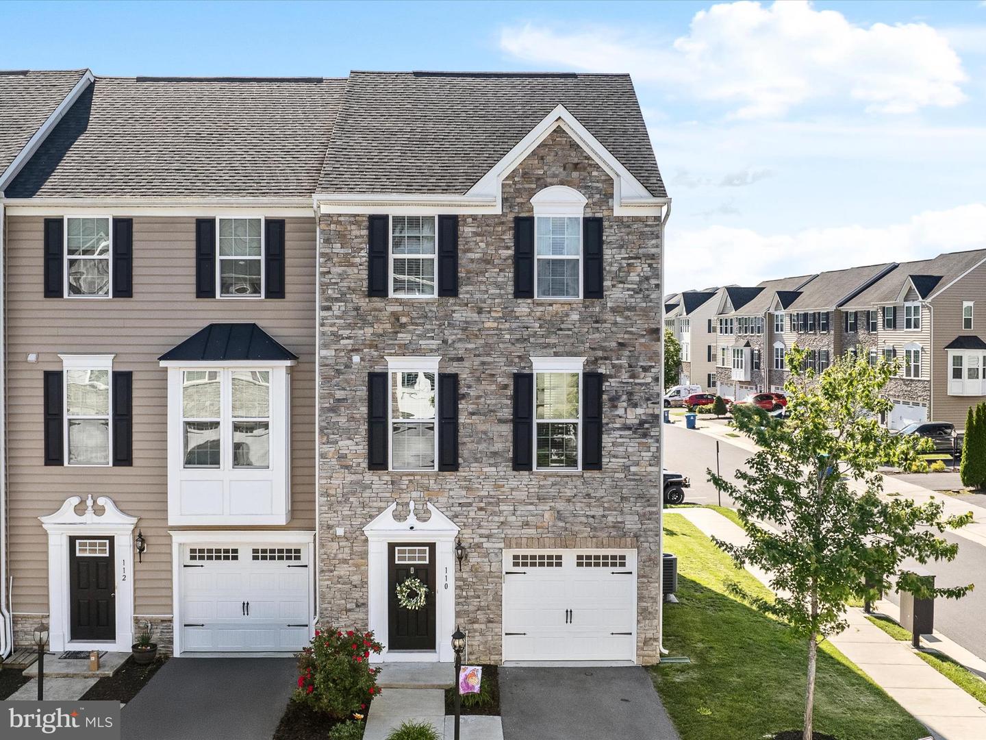 110 FRITILLARY CT, LAKE FREDERICK, Virginia 22630, 3 Bedrooms Bedrooms, ,2 BathroomsBathrooms,Residential,For sale,110 FRITILLARY CT,VAFV2034336 MLS # VAFV2034336