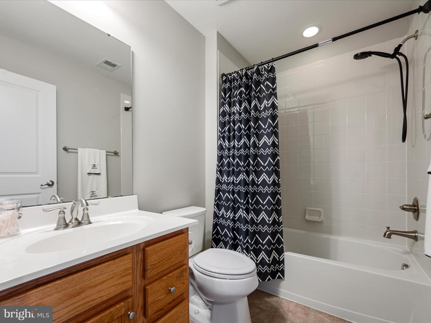 110 FRITILLARY CT, LAKE FREDERICK, Virginia 22630, 3 Bedrooms Bedrooms, ,2 BathroomsBathrooms,Residential,For sale,110 FRITILLARY CT,VAFV2034336 MLS # VAFV2034336