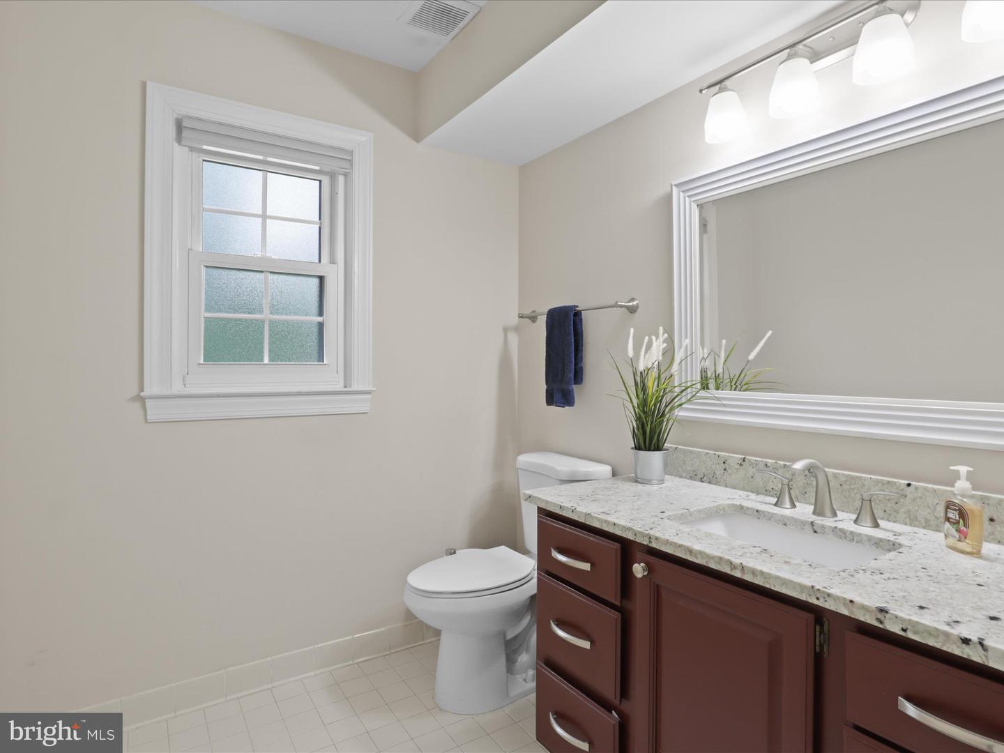 15540 EAGLE TAVERN LN, CENTREVILLE, Virginia 20120, 4 Bedrooms Bedrooms, ,3 BathroomsBathrooms,Residential,For sale,15540 EAGLE TAVERN LN,VAFX2242414 MLS # VAFX2242414