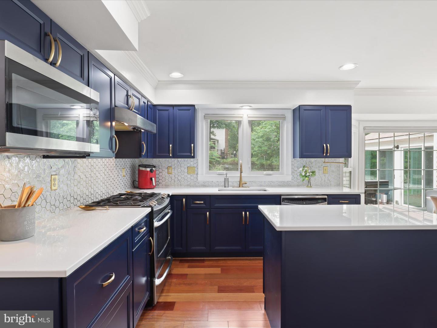 15540 EAGLE TAVERN LN, CENTREVILLE, Virginia 20120, 4 Bedrooms Bedrooms, ,3 BathroomsBathrooms,Residential,For sale,15540 EAGLE TAVERN LN,VAFX2242414 MLS # VAFX2242414