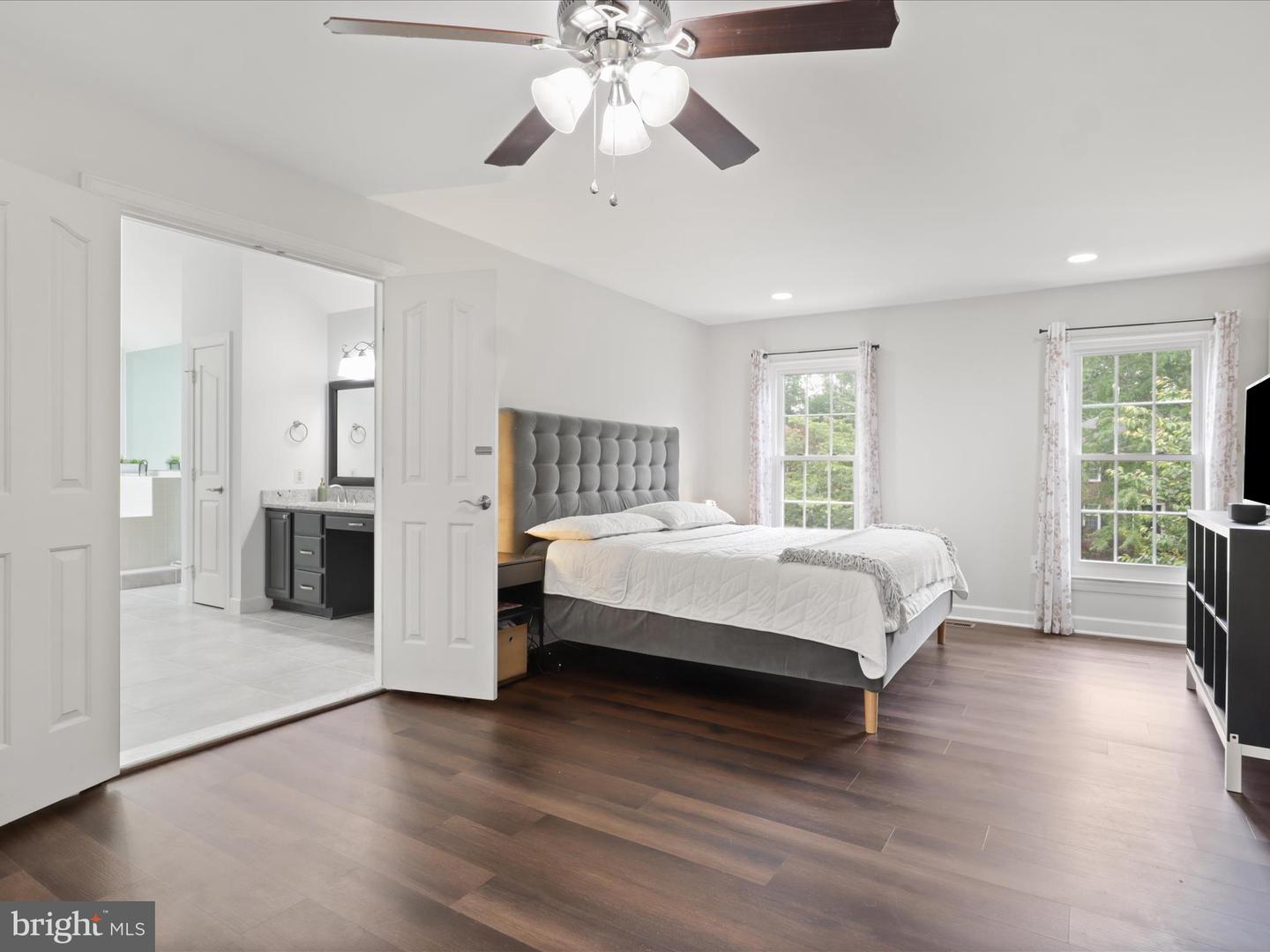 15540 EAGLE TAVERN LN, CENTREVILLE, Virginia 20120, 4 Bedrooms Bedrooms, ,3 BathroomsBathrooms,Residential,For sale,15540 EAGLE TAVERN LN,VAFX2242414 MLS # VAFX2242414