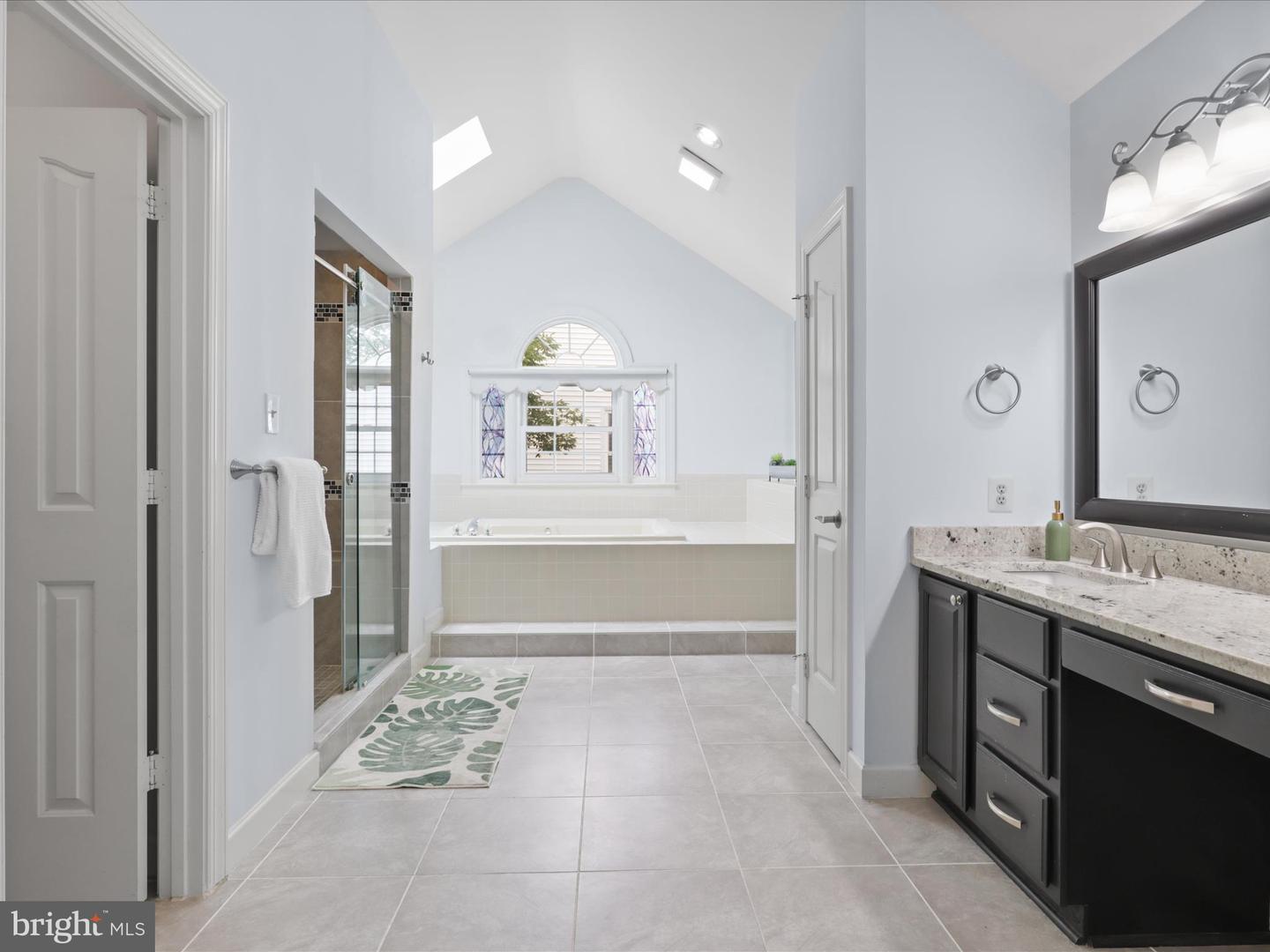 15540 EAGLE TAVERN LN, CENTREVILLE, Virginia 20120, 4 Bedrooms Bedrooms, ,3 BathroomsBathrooms,Residential,For sale,15540 EAGLE TAVERN LN,VAFX2242414 MLS # VAFX2242414