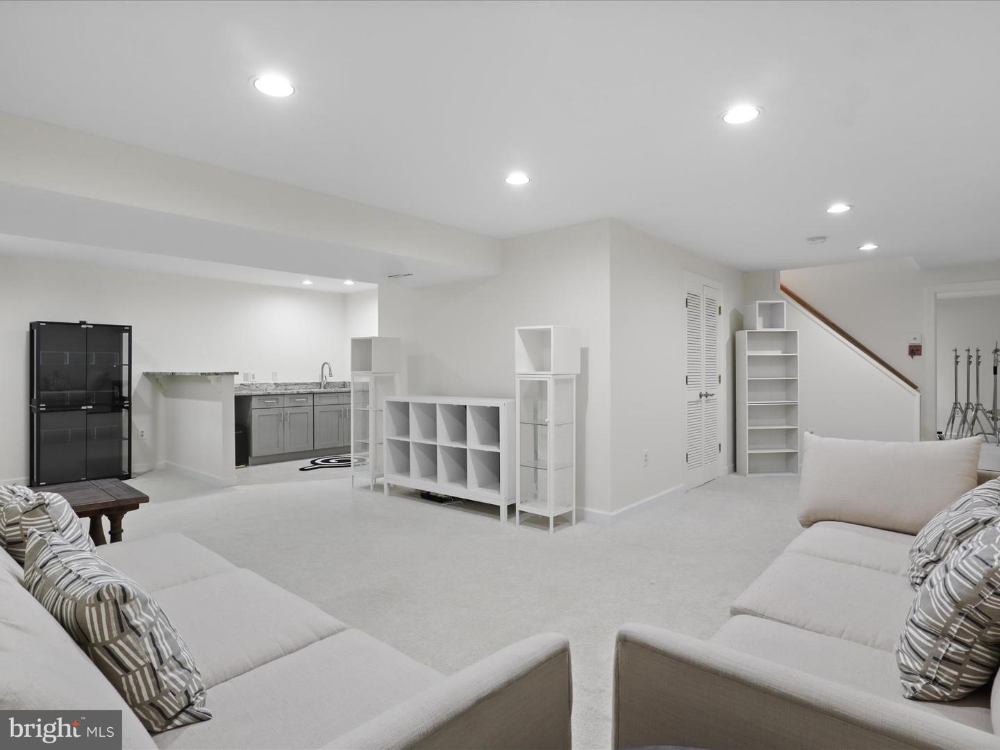15540 EAGLE TAVERN LN, CENTREVILLE, Virginia 20120, 4 Bedrooms Bedrooms, ,3 BathroomsBathrooms,Residential,For sale,15540 EAGLE TAVERN LN,VAFX2242414 MLS # VAFX2242414