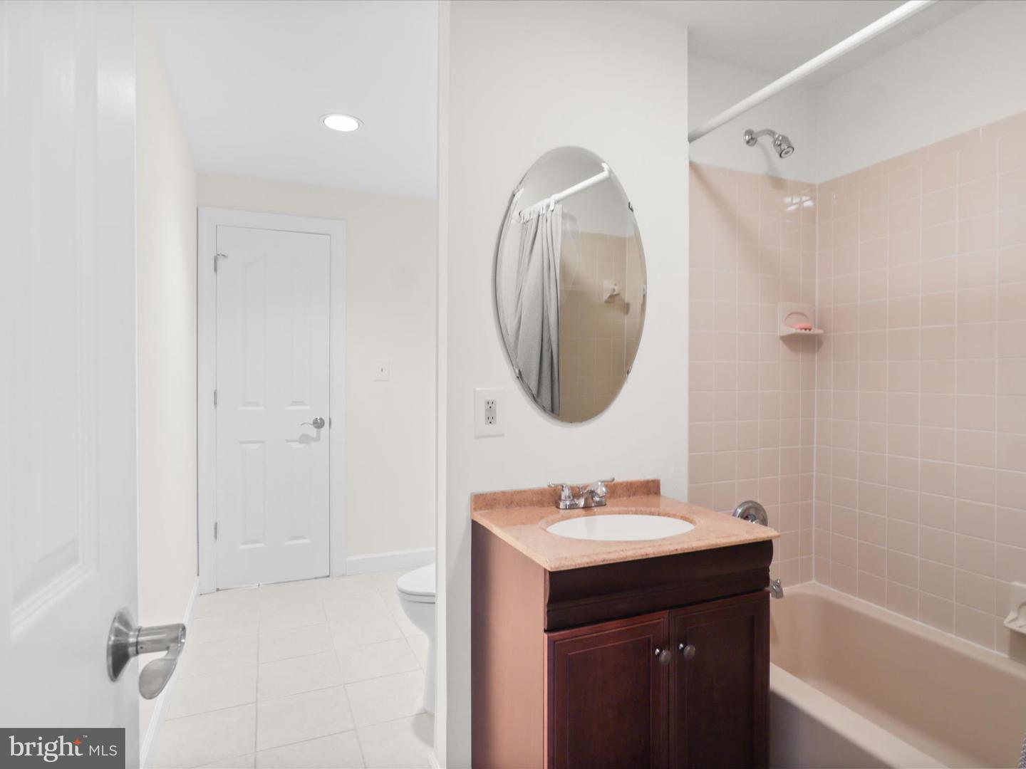15540 EAGLE TAVERN LN, CENTREVILLE, Virginia 20120, 4 Bedrooms Bedrooms, ,3 BathroomsBathrooms,Residential,For sale,15540 EAGLE TAVERN LN,VAFX2242414 MLS # VAFX2242414