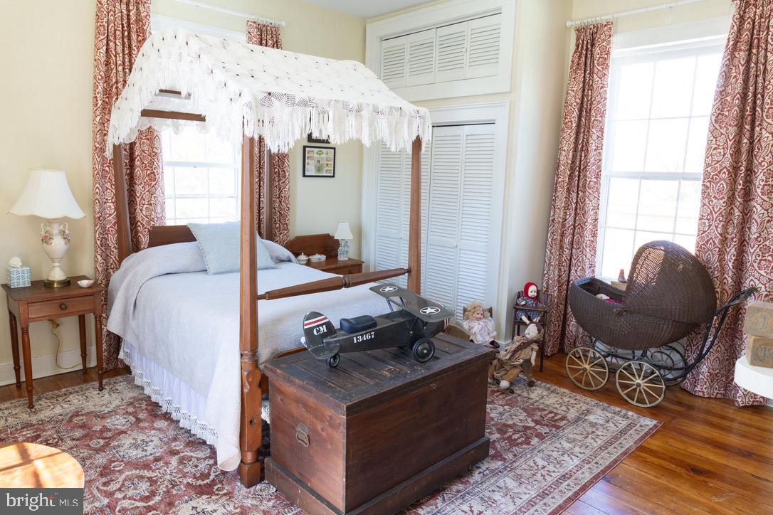 322 MAIN ST E, FINCASTLE, Virginia 24090, 3 Bedrooms Bedrooms, ,2 BathroomsBathrooms,Residential,For sale,322 MAIN ST E,VABO2000028 MLS # VABO2000028