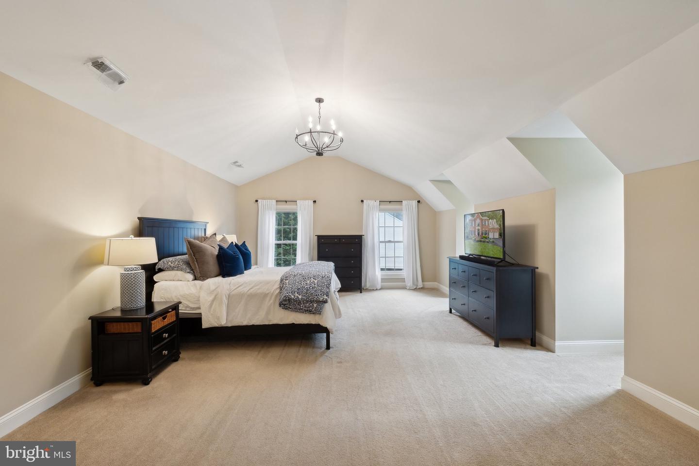 13016 BROOKMEAD DR, MANASSAS, Virginia 20112, 4 Bedrooms Bedrooms, ,3 BathroomsBathrooms,Residential,For sale,13016 BROOKMEAD DR,VAPW2095260 MLS # VAPW2095260