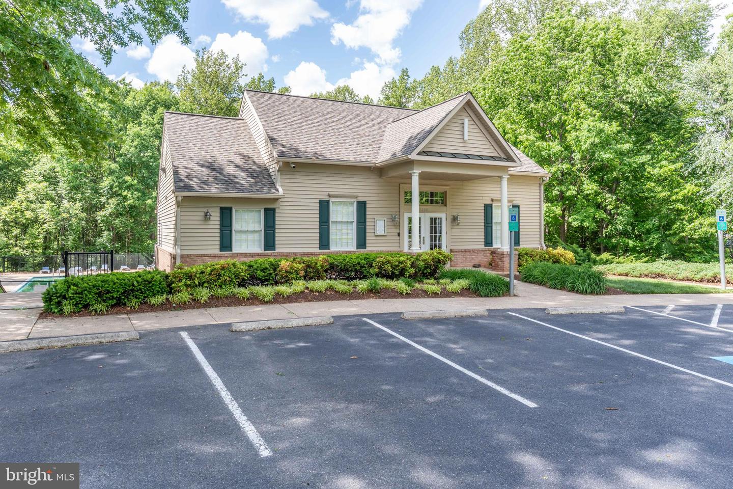 13016 BROOKMEAD DR, MANASSAS, Virginia 20112, 4 Bedrooms Bedrooms, ,3 BathroomsBathrooms,Residential,For sale,13016 BROOKMEAD DR,VAPW2095260 MLS # VAPW2095260