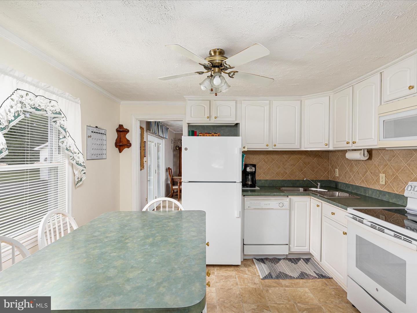 506 BELAIR AVE, FRONT ROYAL, Virginia 22630, 2 Bedrooms Bedrooms, ,1 BathroomBathrooms,Residential,For sale,506 BELAIR AVE,VAWR2011218 MLS # VAWR2011218