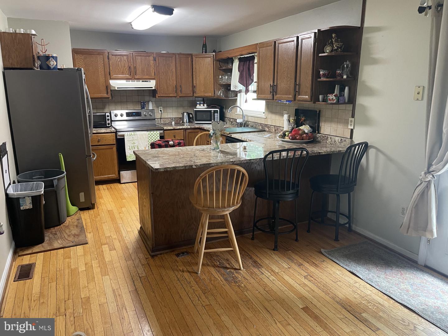 12574 BRISTOW RD, NOKESVILLE, Virginia 20181, 5 Bedrooms Bedrooms, ,3 BathroomsBathrooms,Residential,For sale,12574 BRISTOW RD,VAPW2095134 MLS # VAPW2095134