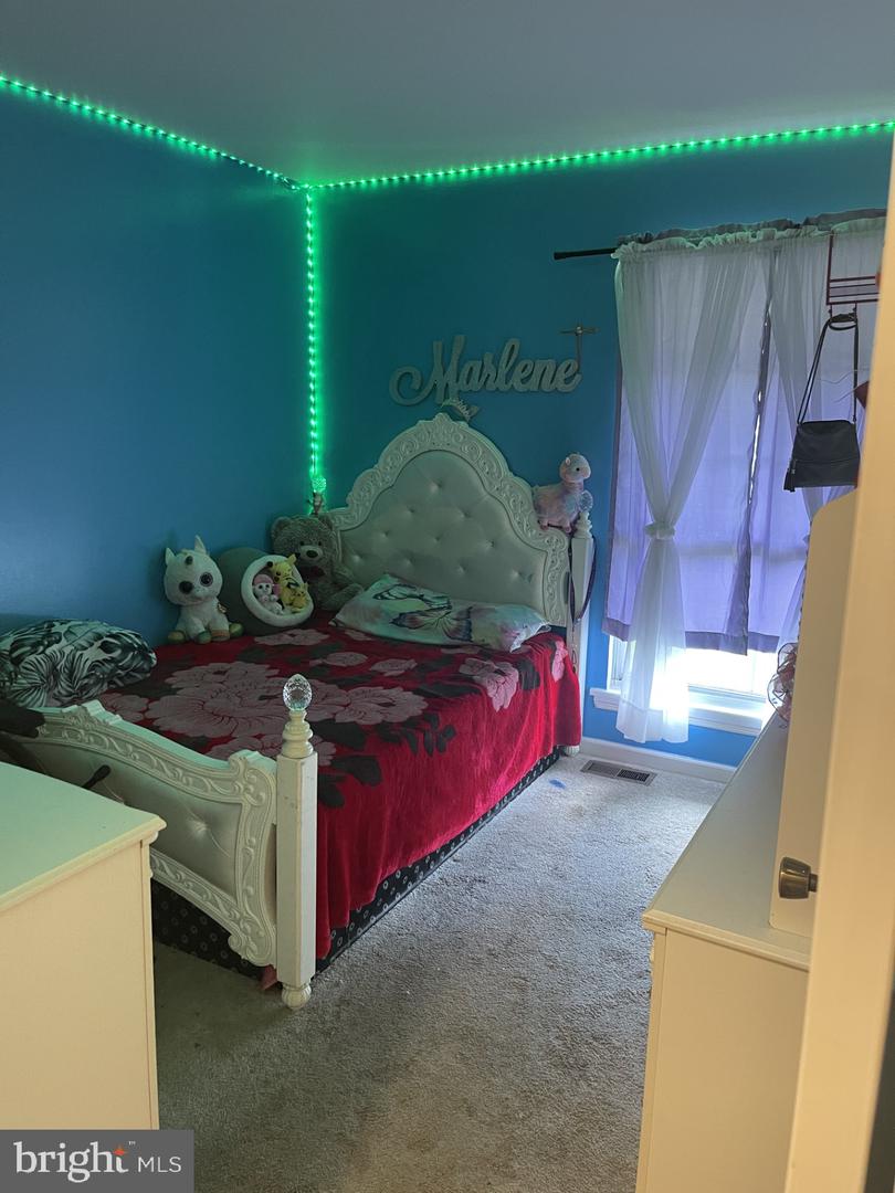 12574 BRISTOW RD, NOKESVILLE, Virginia 20181, 5 Bedrooms Bedrooms, ,3 BathroomsBathrooms,Residential,For sale,12574 BRISTOW RD,VAPW2095134 MLS # VAPW2095134