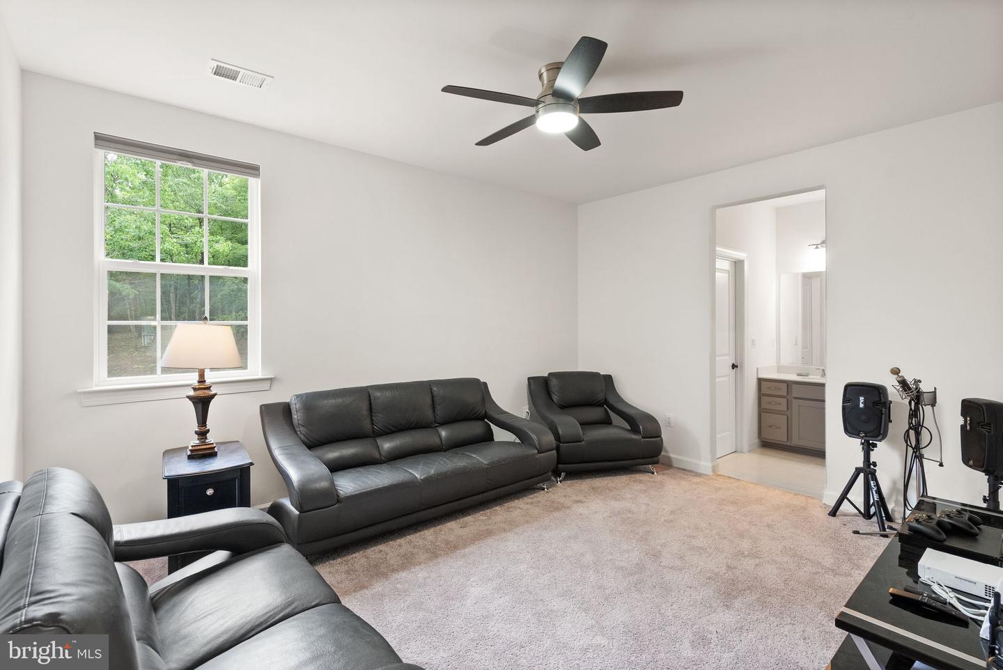 118 LIBERTY GARDEN LN, FREDERICKSBURG, Virginia 22406, 4 Bedrooms Bedrooms, ,3 BathroomsBathrooms,Residential,For sale,118 LIBERTY GARDEN LN,VAST2039106 MLS # VAST2039106