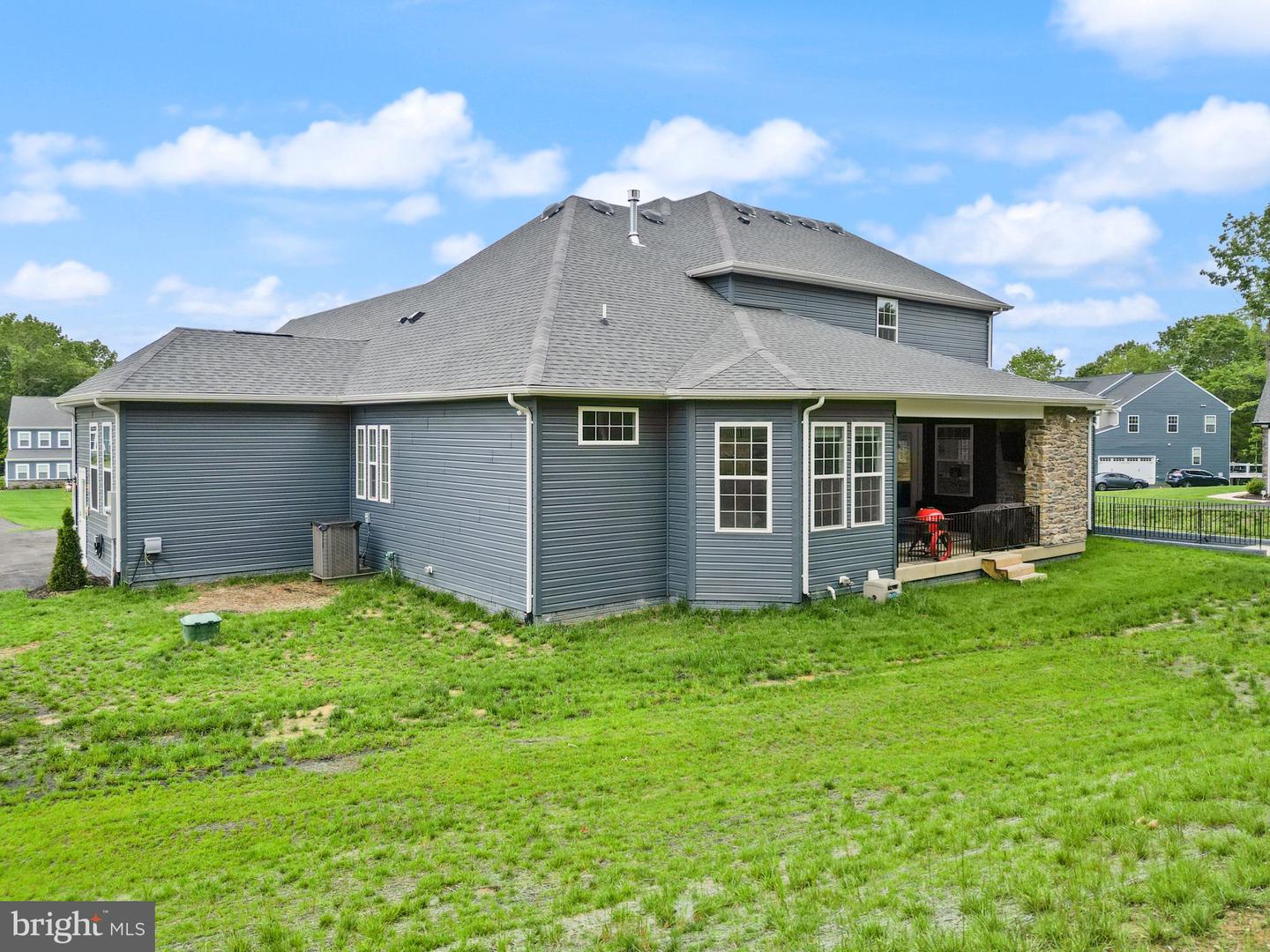 118 LIBERTY GARDEN LN, FREDERICKSBURG, Virginia 22406, 4 Bedrooms Bedrooms, ,3 BathroomsBathrooms,Residential,For sale,118 LIBERTY GARDEN LN,VAST2039106 MLS # VAST2039106