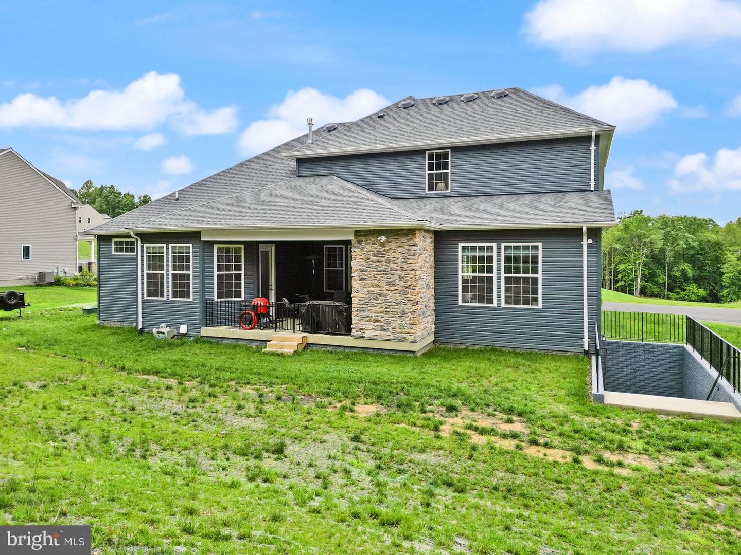 118 LIBERTY GARDEN LN, FREDERICKSBURG, Virginia 22406, 4 Bedrooms Bedrooms, ,3 BathroomsBathrooms,Residential,For sale,118 LIBERTY GARDEN LN,VAST2039106 MLS # VAST2039106