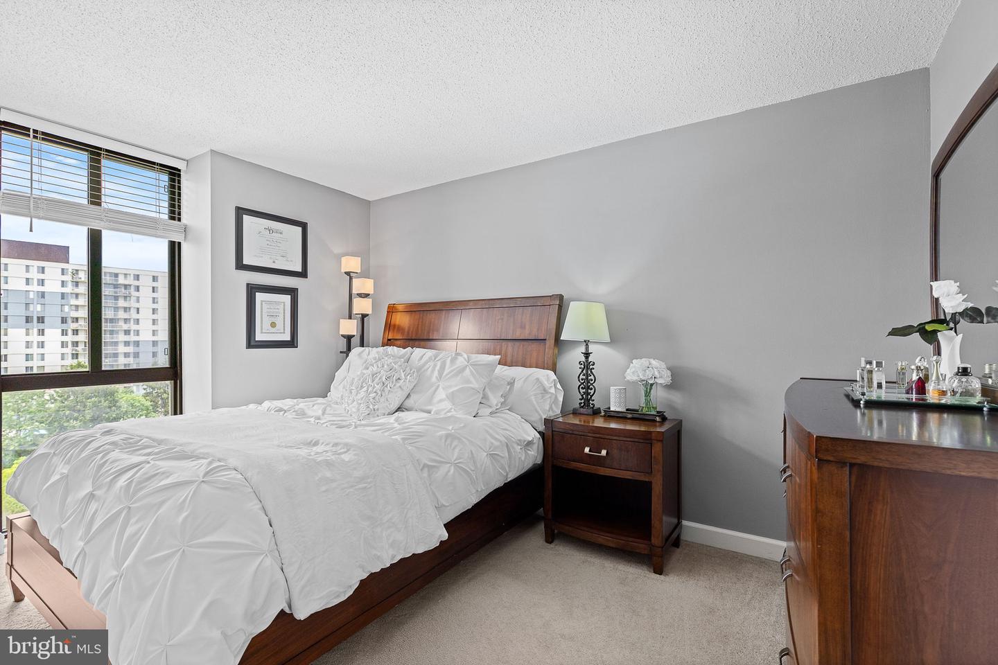 6800 FLEETWOOD RD #808, MCLEAN, Virginia 22101, 1 Bedroom Bedrooms, ,1 BathroomBathrooms,Residential,For sale,6800 FLEETWOOD RD #808,VAFX2242620 MLS # VAFX2242620