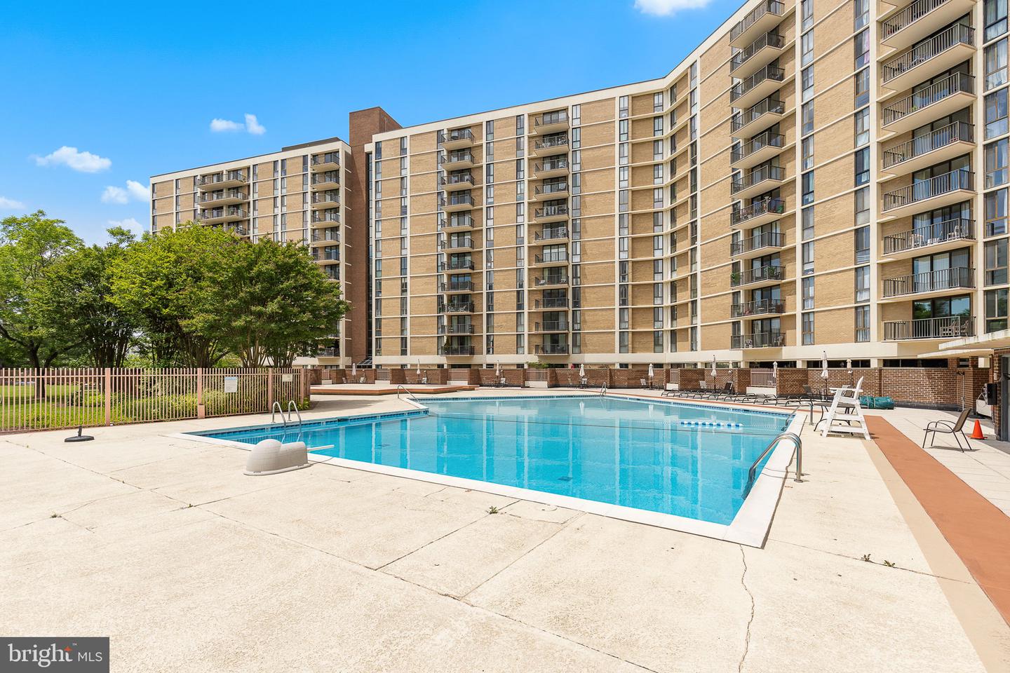 6800 FLEETWOOD RD #808, MCLEAN, Virginia 22101, 1 Bedroom Bedrooms, ,1 BathroomBathrooms,Residential,For sale,6800 FLEETWOOD RD #808,VAFX2242620 MLS # VAFX2242620