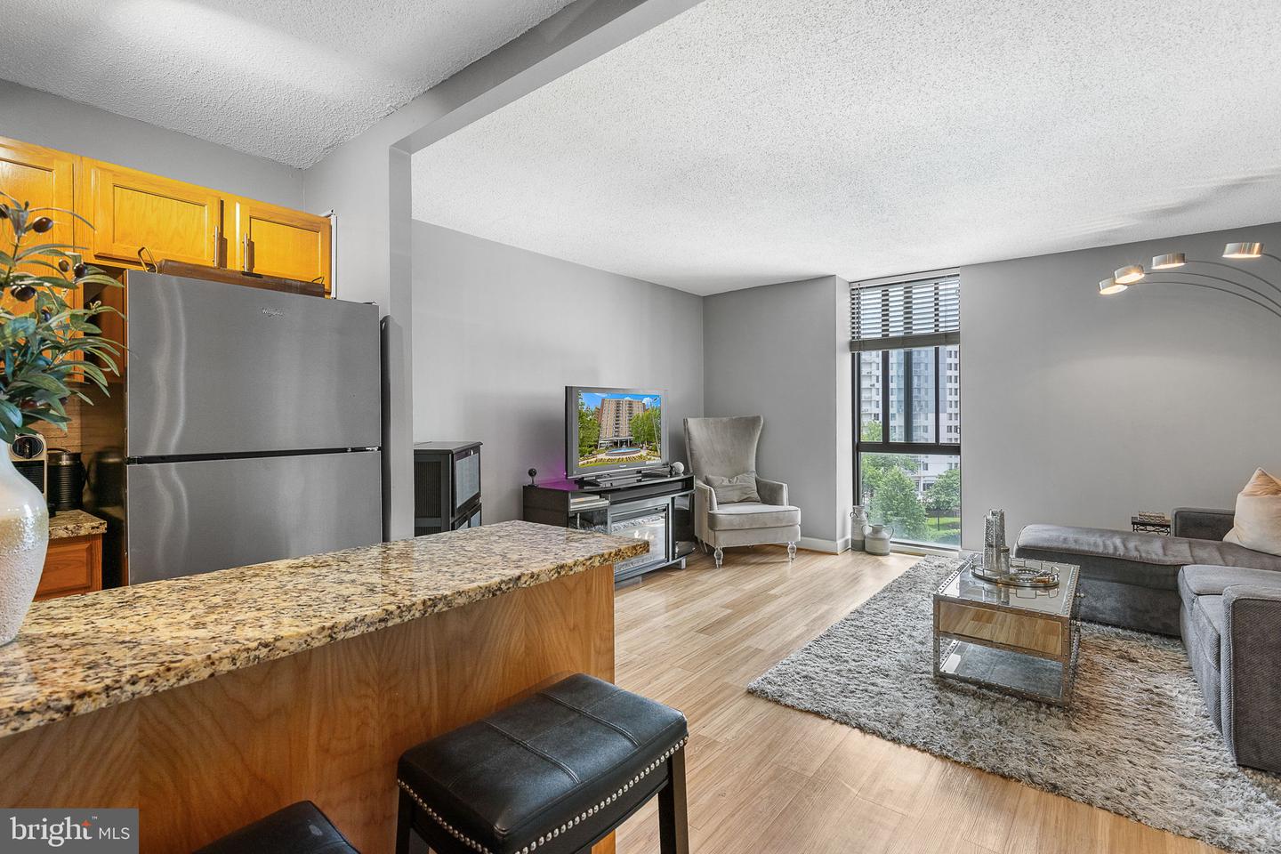 6800 FLEETWOOD RD #808, MCLEAN, Virginia 22101, 1 Bedroom Bedrooms, ,1 BathroomBathrooms,Residential,For sale,6800 FLEETWOOD RD #808,VAFX2242620 MLS # VAFX2242620