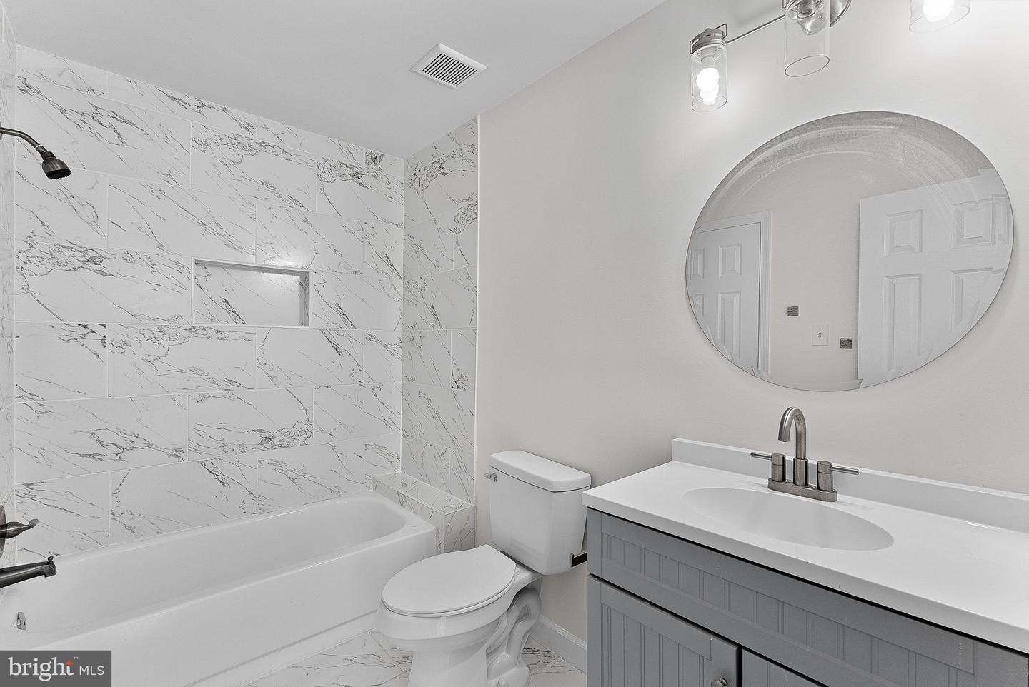 7530 EMERALD DR, MANASSAS, Virginia 20109, 3 Bedrooms Bedrooms, ,2 BathroomsBathrooms,Residential,For sale,7530 EMERALD DR,VAPW2095348 MLS # VAPW2095348