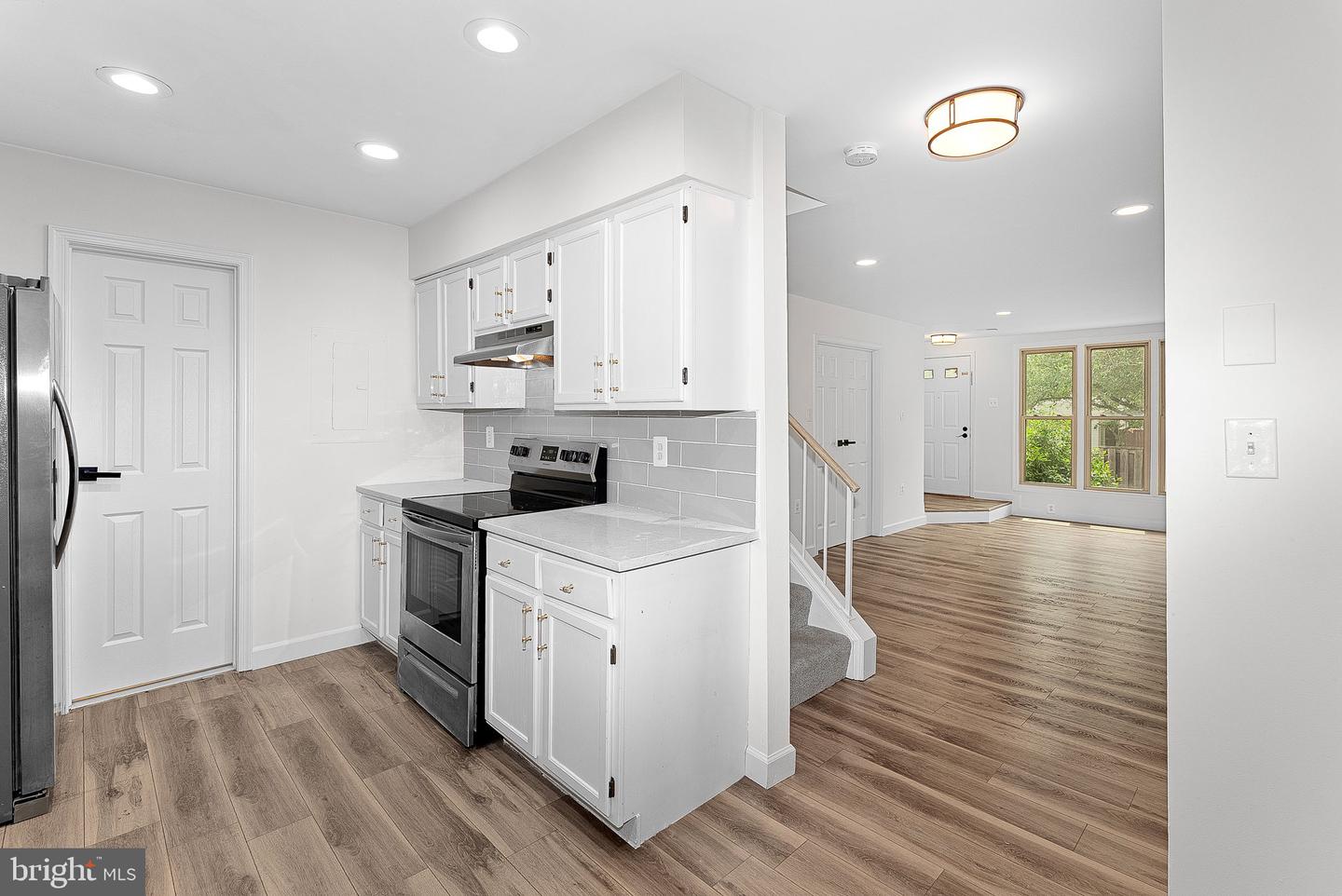 7530 EMERALD DR, MANASSAS, Virginia 20109, 3 Bedrooms Bedrooms, ,2 BathroomsBathrooms,Residential,For sale,7530 EMERALD DR,VAPW2095348 MLS # VAPW2095348