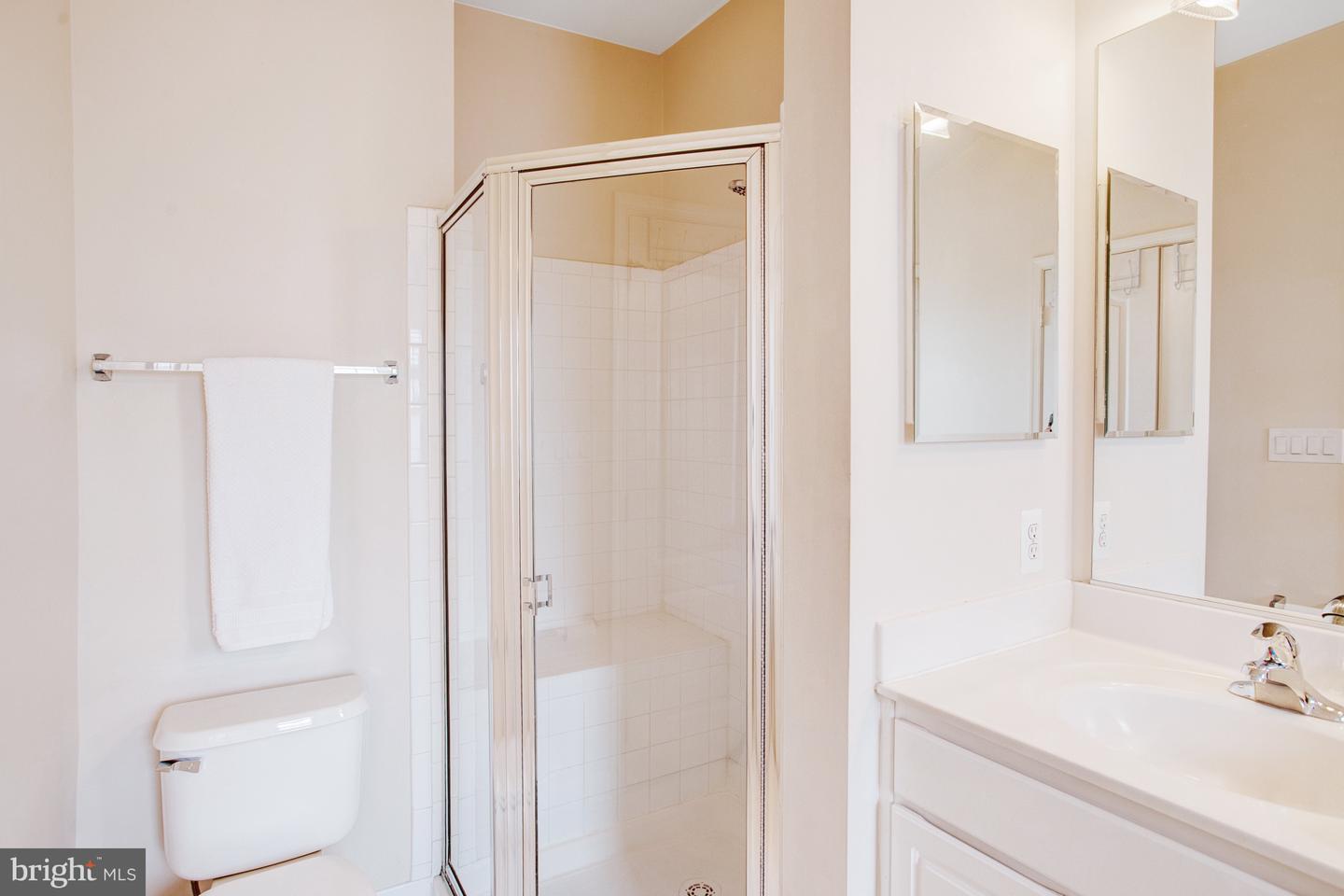 2505 BASIN VIEW LN, WOODBRIDGE, Virginia 22191, 4 Bedrooms Bedrooms, ,2 BathroomsBathrooms,Residential,For sale,2505 BASIN VIEW LN,VAPW2095418 MLS # VAPW2095418