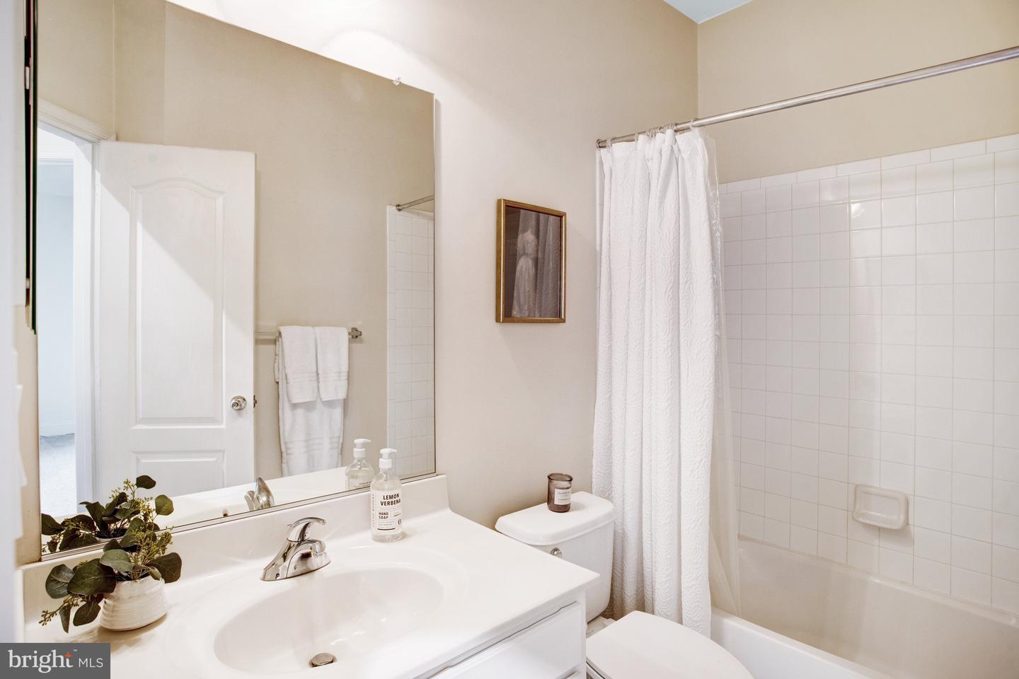 2505 BASIN VIEW LN, WOODBRIDGE, Virginia 22191, 4 Bedrooms Bedrooms, ,2 BathroomsBathrooms,Residential,For sale,2505 BASIN VIEW LN,VAPW2095418 MLS # VAPW2095418