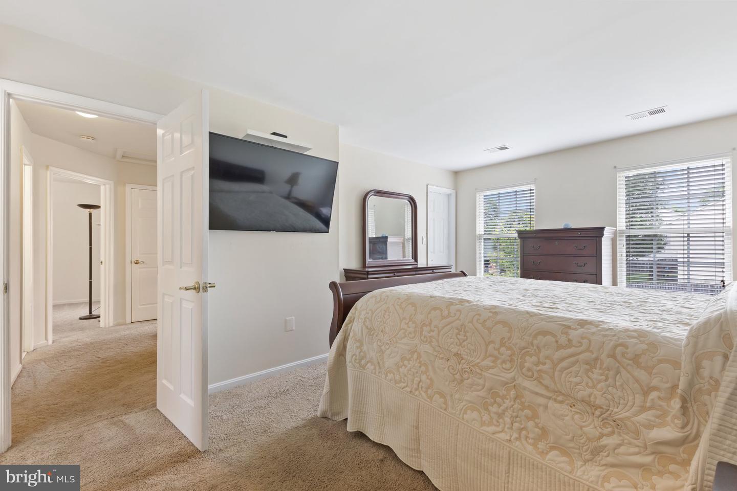 13853 MEADOWBROOK RD, WOODBRIDGE, Virginia 22193, 4 Bedrooms Bedrooms, ,3 BathroomsBathrooms,Residential,For sale,13853 MEADOWBROOK RD,VAPW2095312 MLS # VAPW2095312