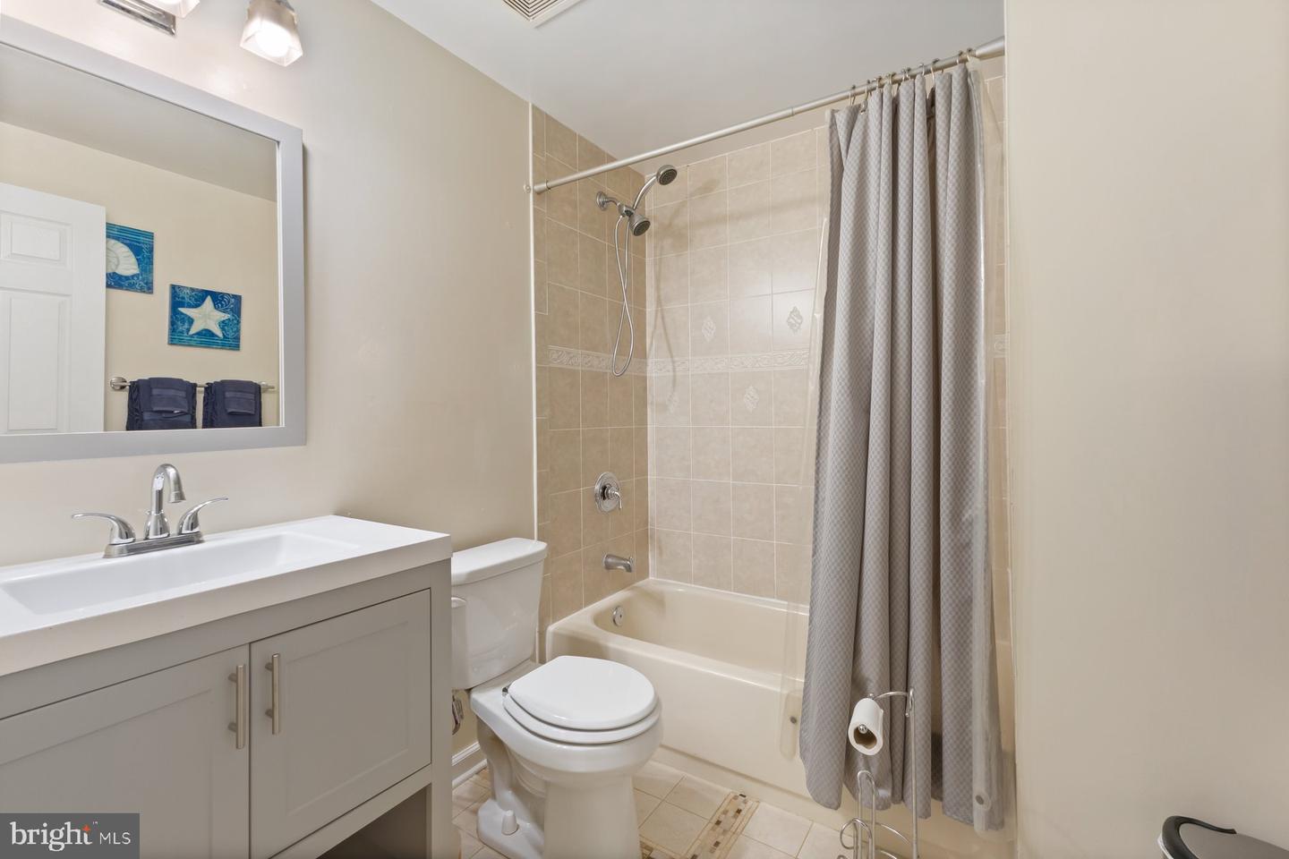 13853 MEADOWBROOK RD, WOODBRIDGE, Virginia 22193, 4 Bedrooms Bedrooms, ,3 BathroomsBathrooms,Residential,For sale,13853 MEADOWBROOK RD,VAPW2095312 MLS # VAPW2095312