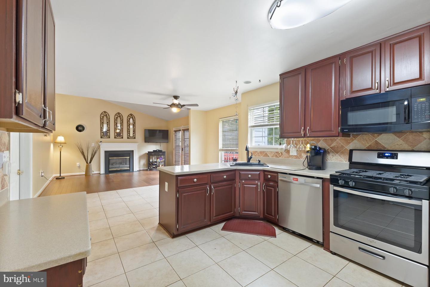 13853 MEADOWBROOK RD, WOODBRIDGE, Virginia 22193, 4 Bedrooms Bedrooms, ,3 BathroomsBathrooms,Residential,For sale,13853 MEADOWBROOK RD,VAPW2095312 MLS # VAPW2095312