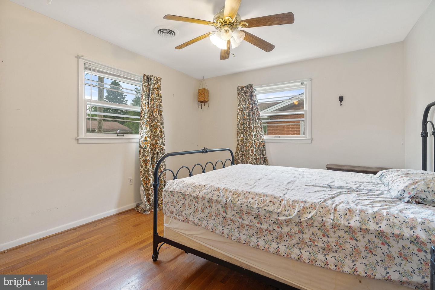 211 WOOD AVE, WINCHESTER, Virginia 22601, 3 Bedrooms Bedrooms, ,2 BathroomsBathrooms,Residential,For sale,211 WOOD AVE,VAWI2007738 MLS # VAWI2007738