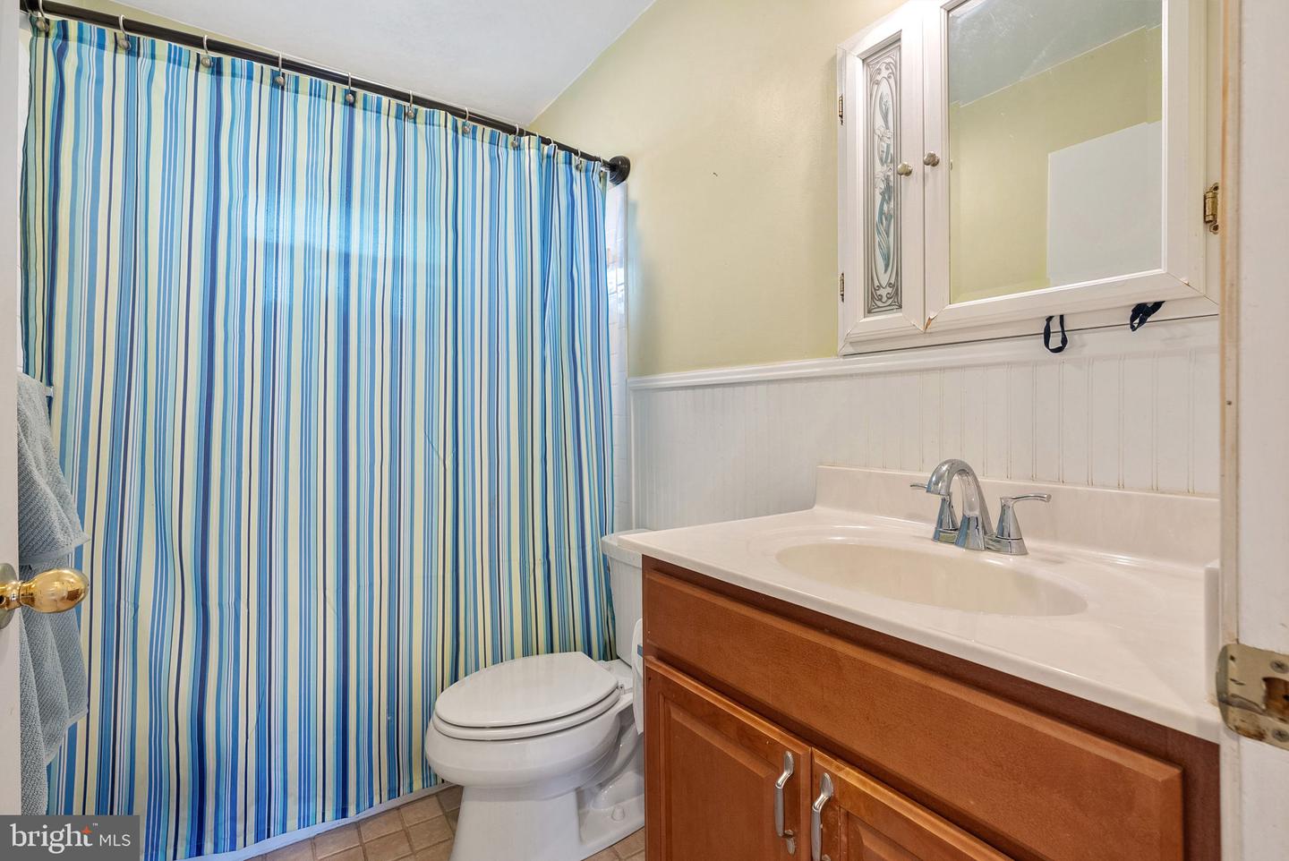 211 WOOD AVE, WINCHESTER, Virginia 22601, 3 Bedrooms Bedrooms, ,2 BathroomsBathrooms,Residential,For sale,211 WOOD AVE,VAWI2007738 MLS # VAWI2007738