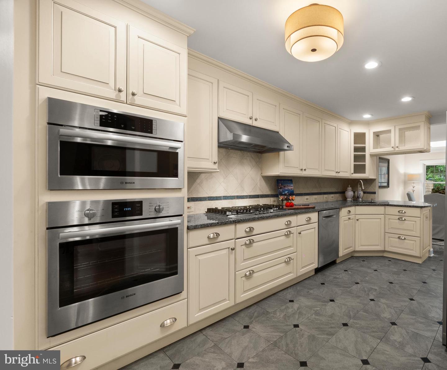 6358 BRAMPTON CT, ALEXANDRIA, Virginia 22304, 3 Bedrooms Bedrooms, ,3 BathroomsBathrooms,Residential,For sale,6358 BRAMPTON CT,VAFX2242752 MLS # VAFX2242752