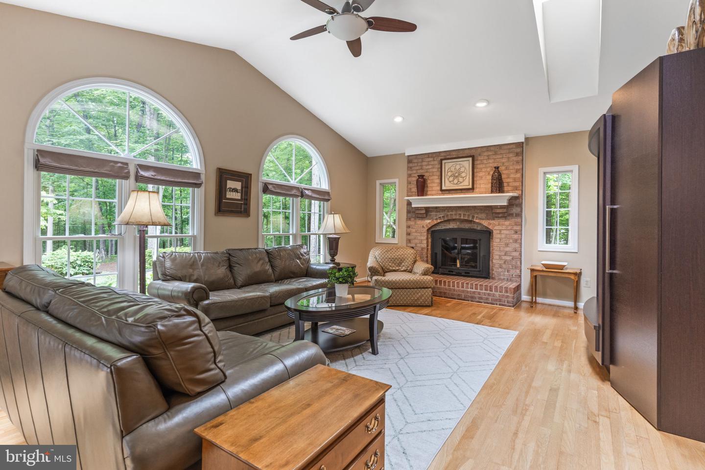 6323 COLCHESTER RD, FAIRFAX STATION, Virginia 22039, 4 Bedrooms Bedrooms, ,3 BathroomsBathrooms,Residential,For sale,6323 COLCHESTER RD,VAFX2242548 MLS # VAFX2242548