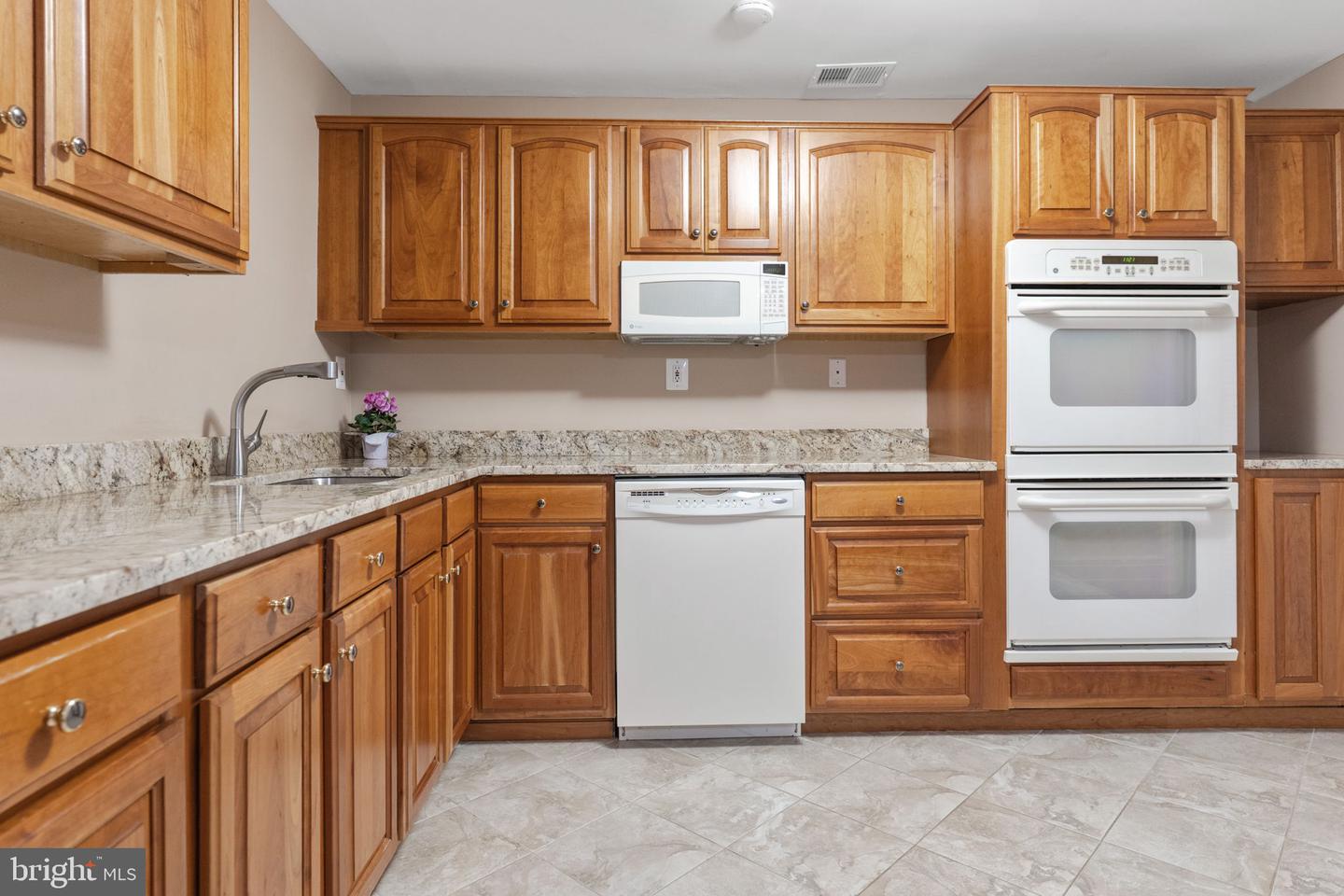 6323 COLCHESTER RD, FAIRFAX STATION, Virginia 22039, 4 Bedrooms Bedrooms, ,3 BathroomsBathrooms,Residential,For sale,6323 COLCHESTER RD,VAFX2242548 MLS # VAFX2242548