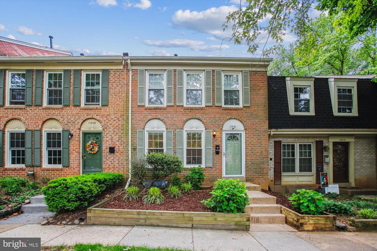 11910 SAINT JOHNSBURY CT, RESTON, Virginia 20191, 3 Bedrooms Bedrooms, ,2 BathroomsBathrooms,Residential,For sale,11910 SAINT JOHNSBURY CT,VAFX2242606 MLS # VAFX2242606