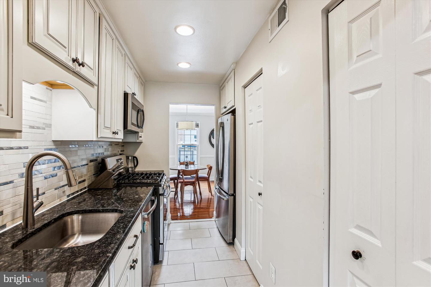 11910 SAINT JOHNSBURY CT, RESTON, Virginia 20191, 3 Bedrooms Bedrooms, ,2 BathroomsBathrooms,Residential,For sale,11910 SAINT JOHNSBURY CT,VAFX2242606 MLS # VAFX2242606