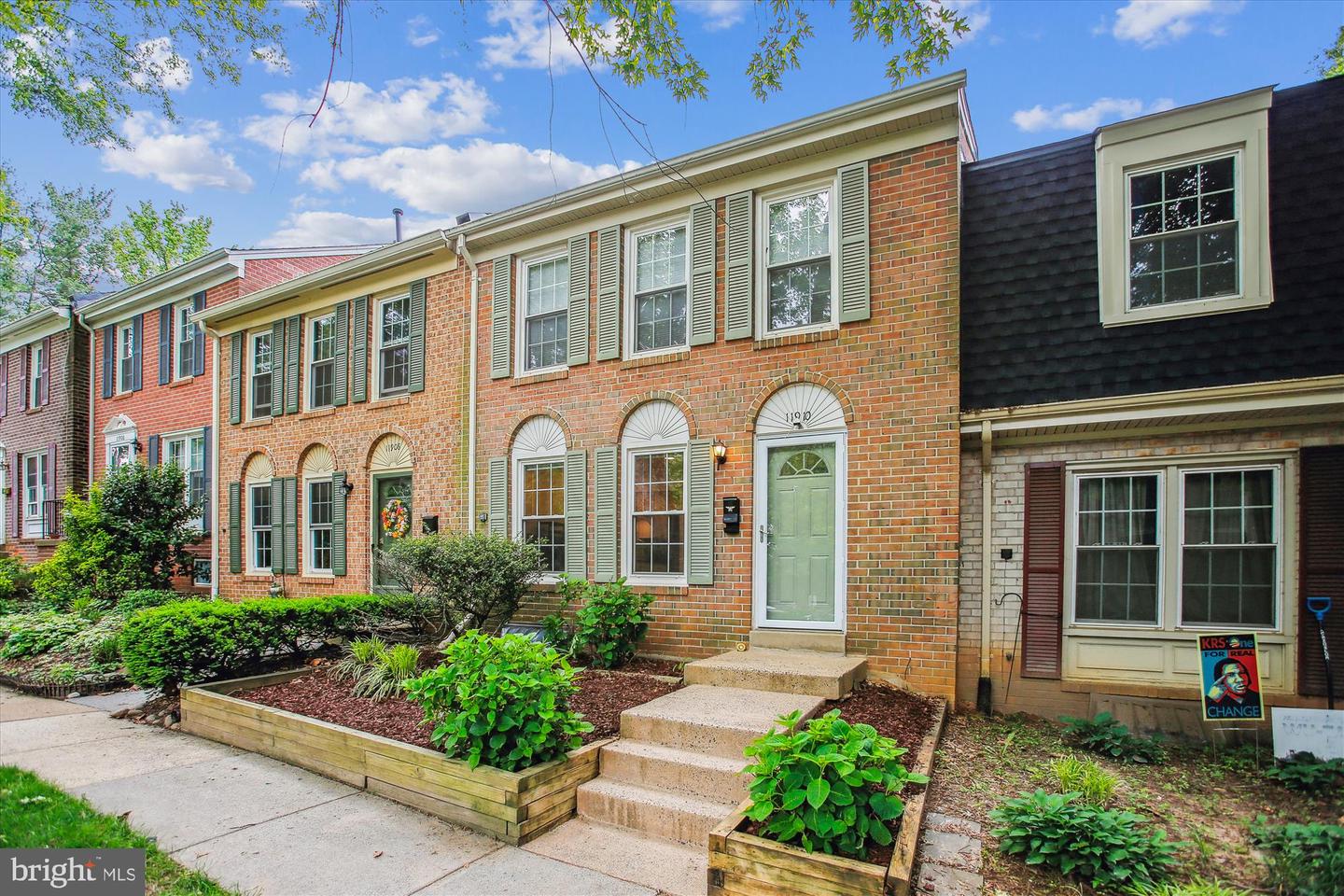11910 SAINT JOHNSBURY CT, RESTON, Virginia 20191, 3 Bedrooms Bedrooms, ,2 BathroomsBathrooms,Residential,For sale,11910 SAINT JOHNSBURY CT,VAFX2242606 MLS # VAFX2242606